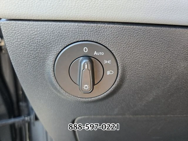 Certified Used 2024 Platinum Gray Metallic Volkswagen 1.5T SE image 32