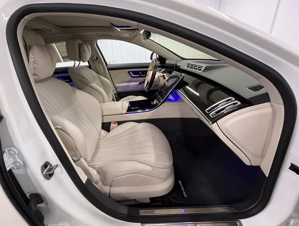 Used 2023 White Mercedes-Benz S 500 image 18