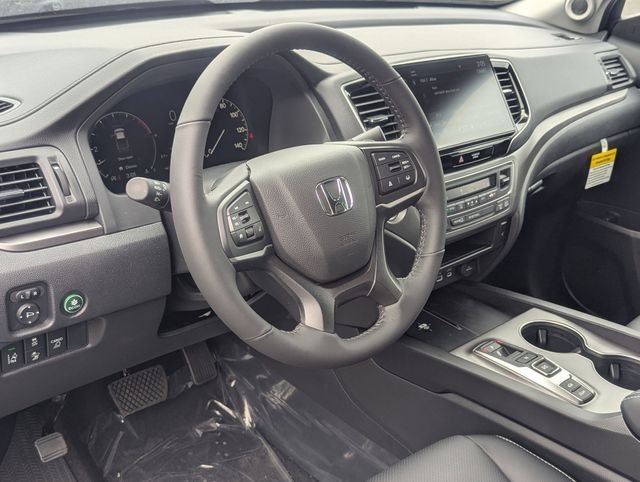 New 2026 Solar Silver Metallic Honda RTL image 2