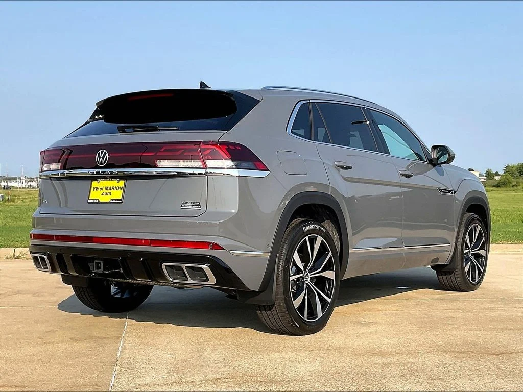 New 2026 Gray Volkswagen 2.0T SEL Premium R-Line image 3