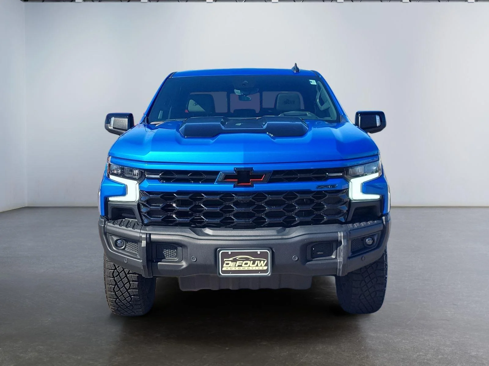 Used 2025 Riptide Blue Metallic Chevrolet ZR2 image 8
