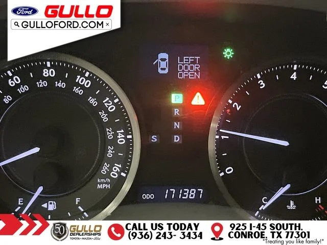 Used 2013 Nebula Gray Pearl Lexus 250 C image 20