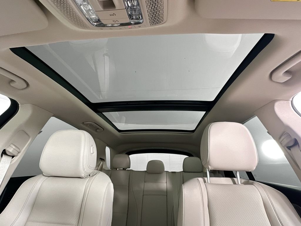 New 2026 MANUFAKTUR Alpine Grey Mercedes-Benz GLE 450 image 23