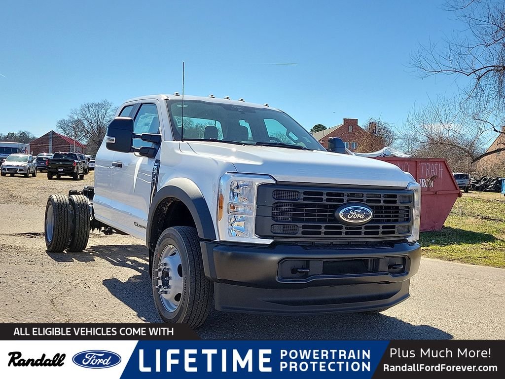 2026 Ford F-550 Super Duty Chassis Cab XL