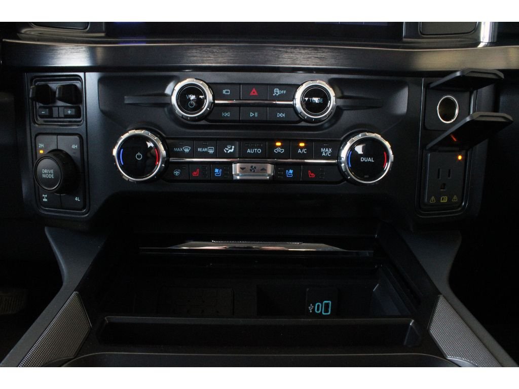 New 2026 Star White Metallic Tri-Coat Ford LARIAT image 8