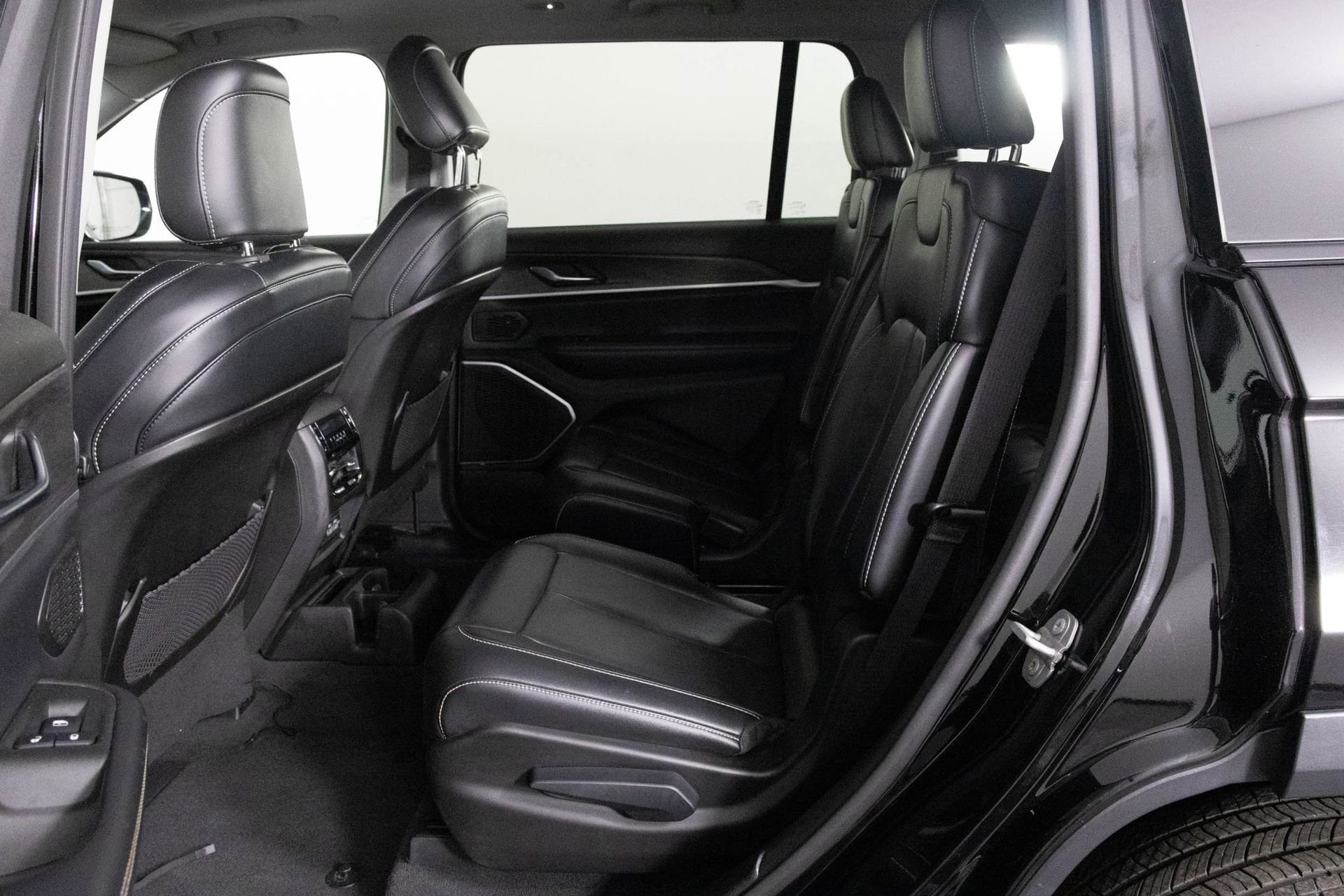 2021 JEEP GRAND CHEROKEE L - Image 31