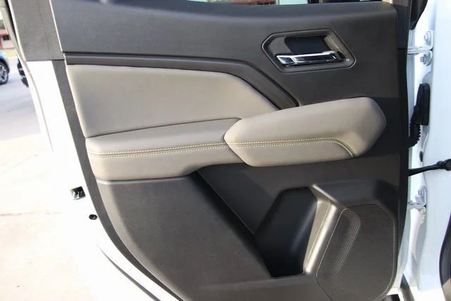 2026 Chevrolet Colorado ZR2 - Photo 15