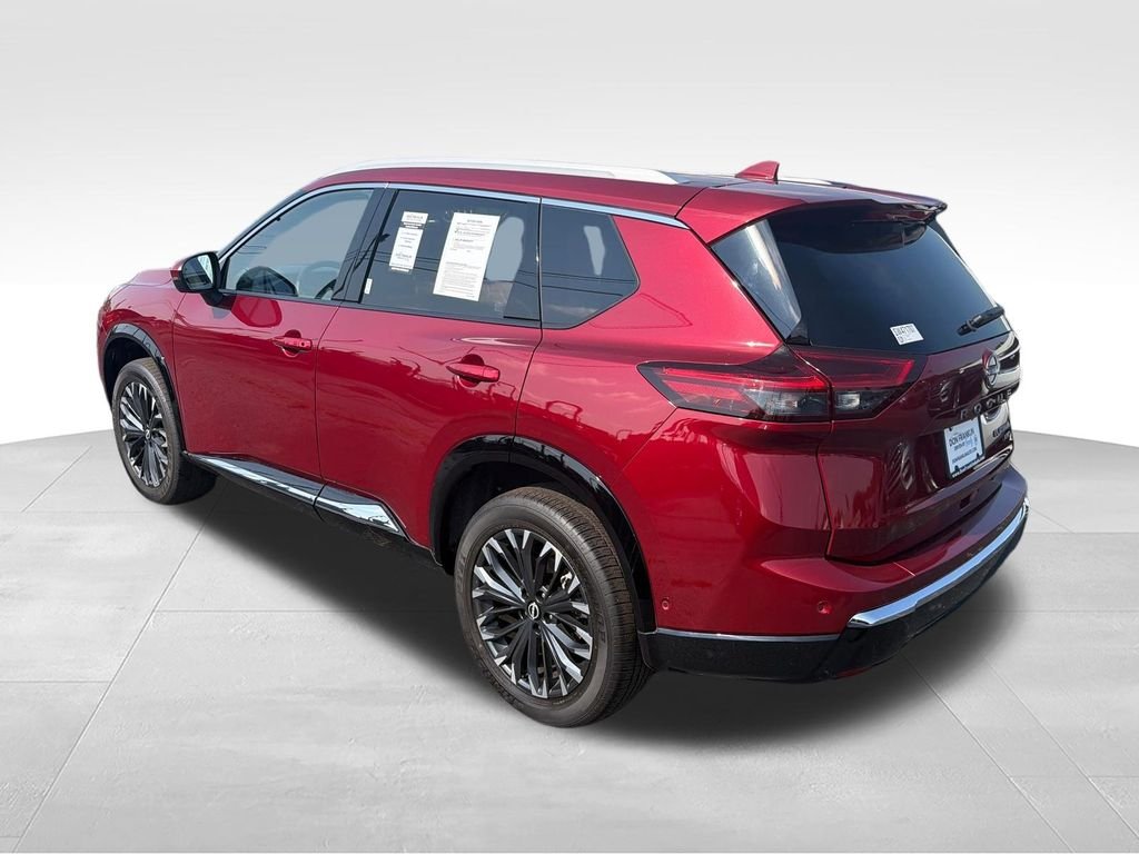 Used 2025 Red Nissan Platinum image 3