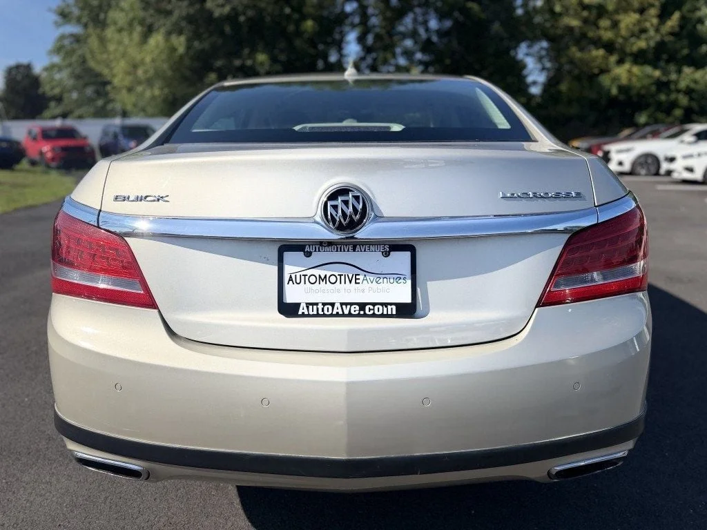 Used 2014 Champagne Silver Metallic Buick 4dr Sedan Leather FWD w/ Driver Confidence Pkg & 18
