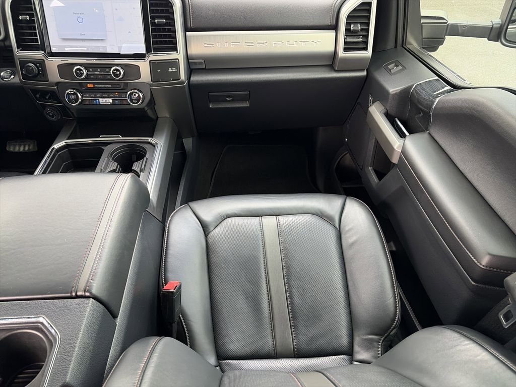 Used 2022 Gray Ford Platinum image 17