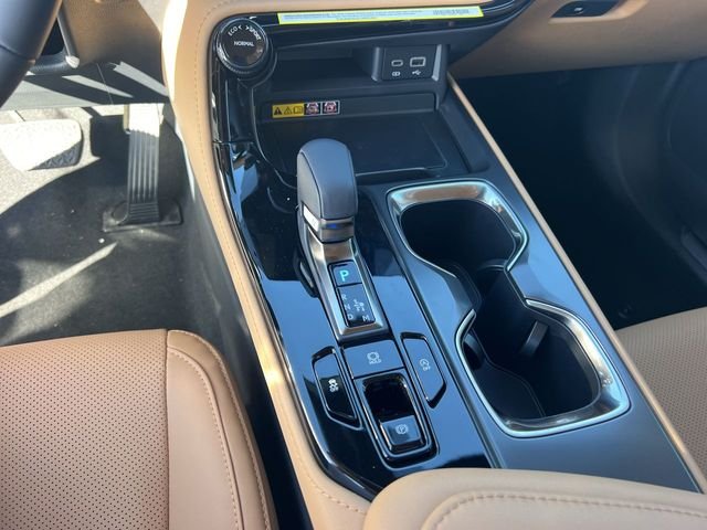Used 2025  Lexus 250 Base image 21