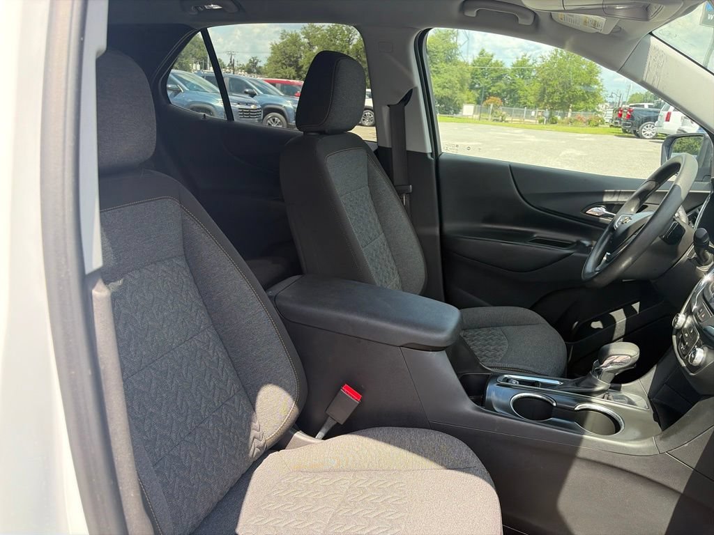 Used 2023 Summit White Chevrolet LT image 11
