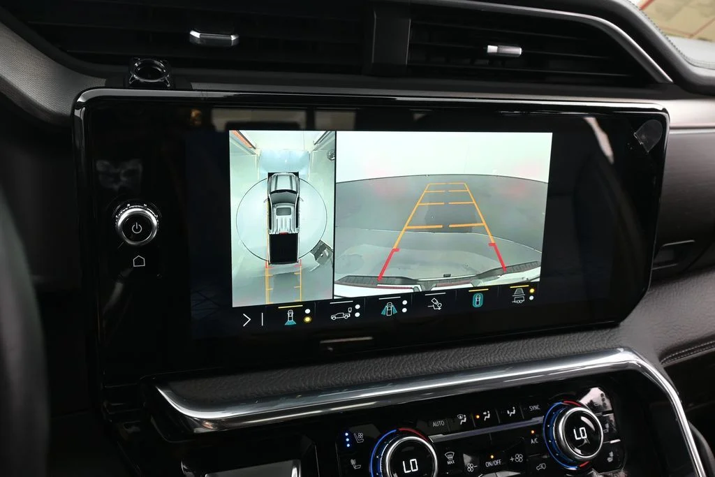 Used 2023 Sterling Metallic GMC Denali image 19
