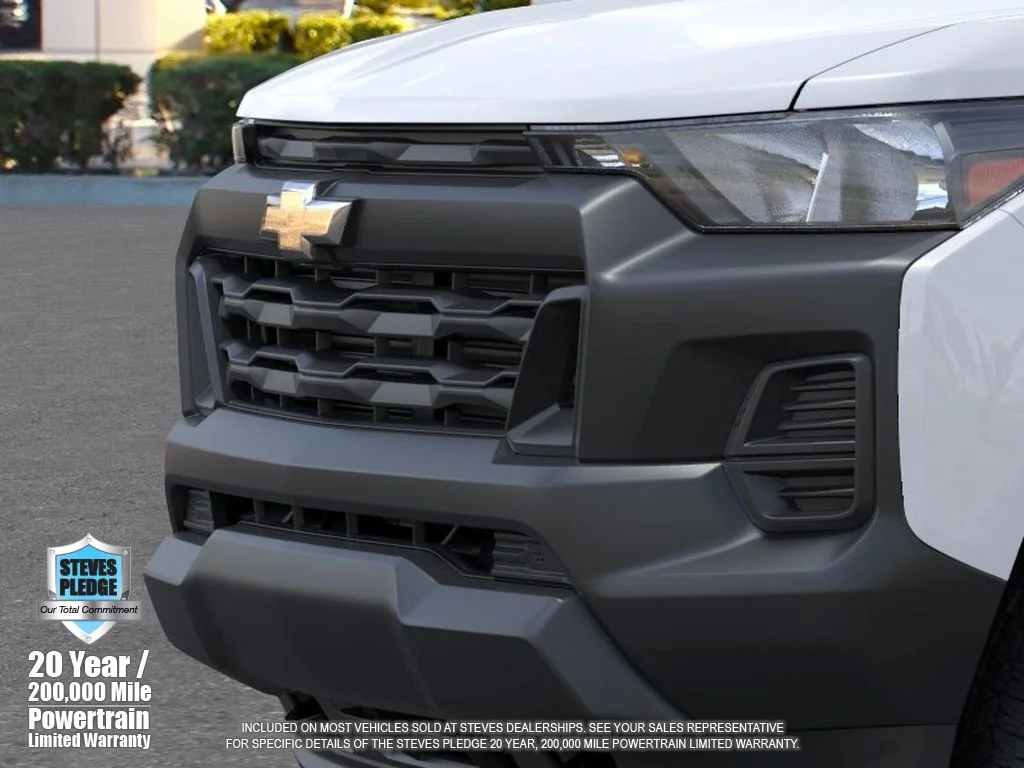 New 2026 Summit White Chevrolet WT image 13