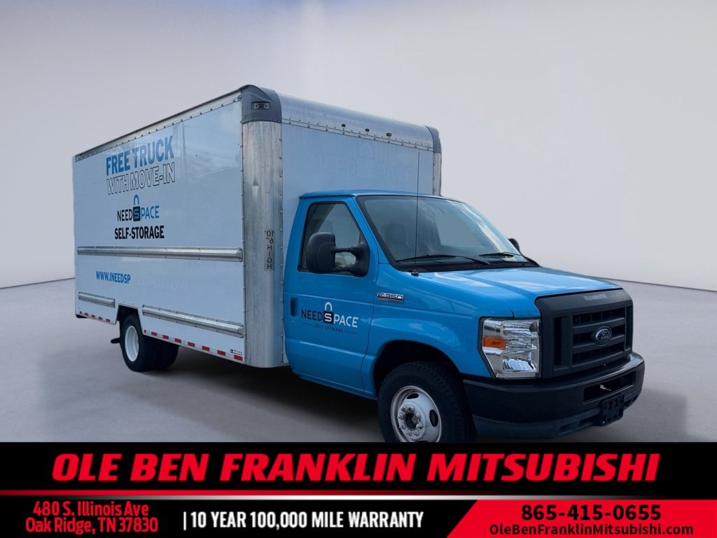 Used 2019  Ford Base image 1