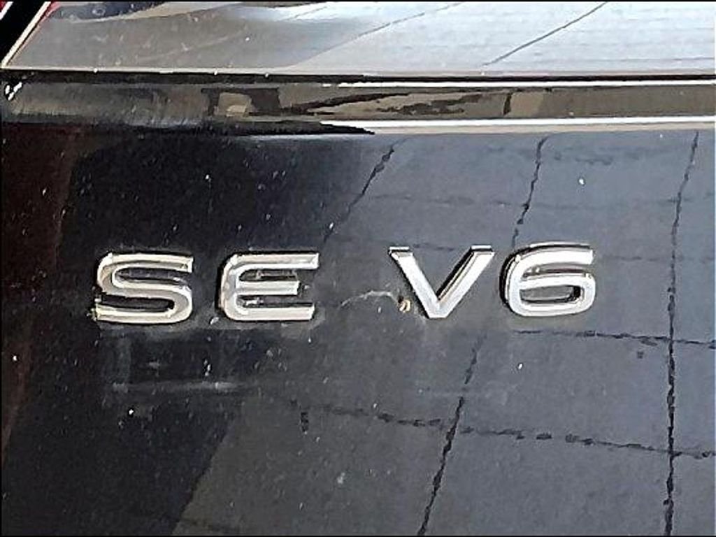 Used 2023 Black Volkswagen 3.6L V6 SE w/Technology image 30