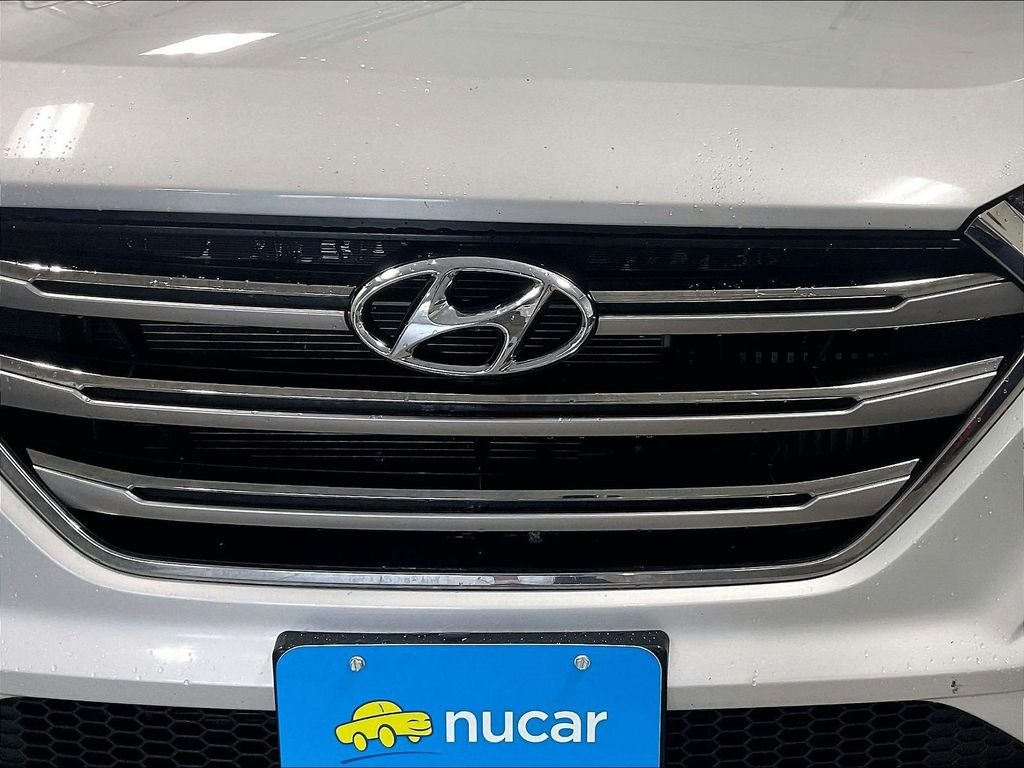 Used 2017 Silver Hyundai Limited image 32