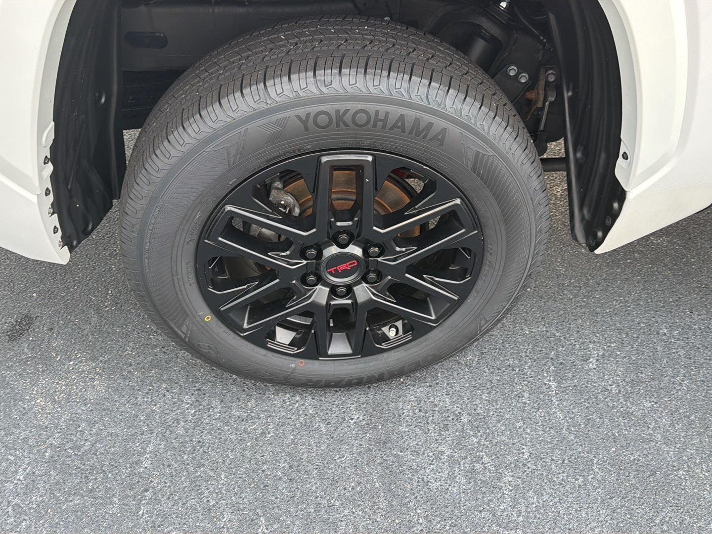 Used 2023 Ice Cap Toyota SR5 image 39
