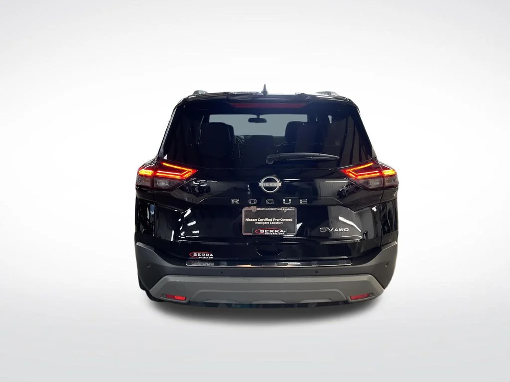 Used 2023 Black Nissan SV image 5
