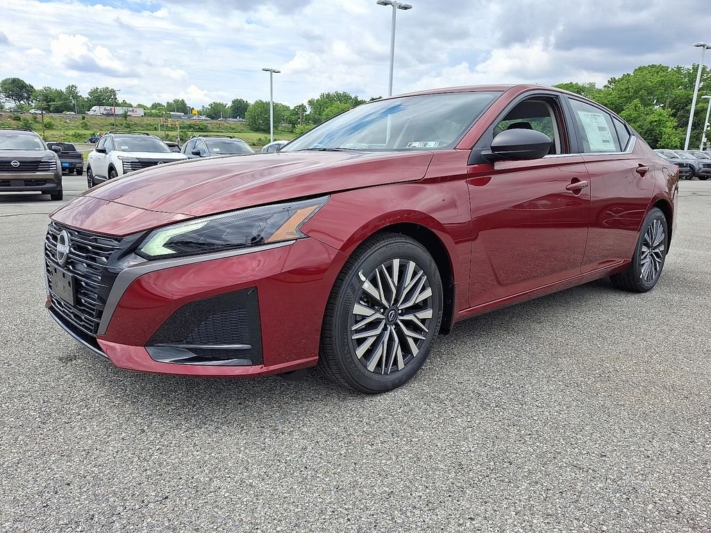 New 2026 Scarlet Ember Tintcoat Nissan SV image 2