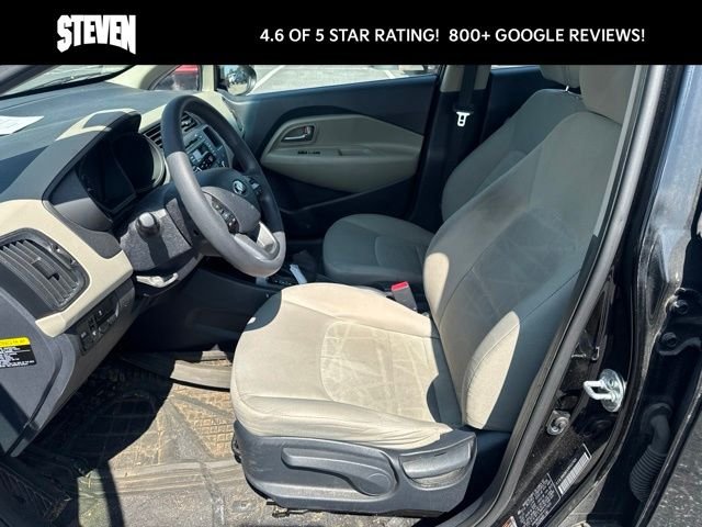 Used 2015 Black Kia LX image 15