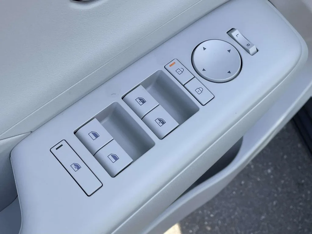 New 2026 White Hyundai SEL Sport image 14