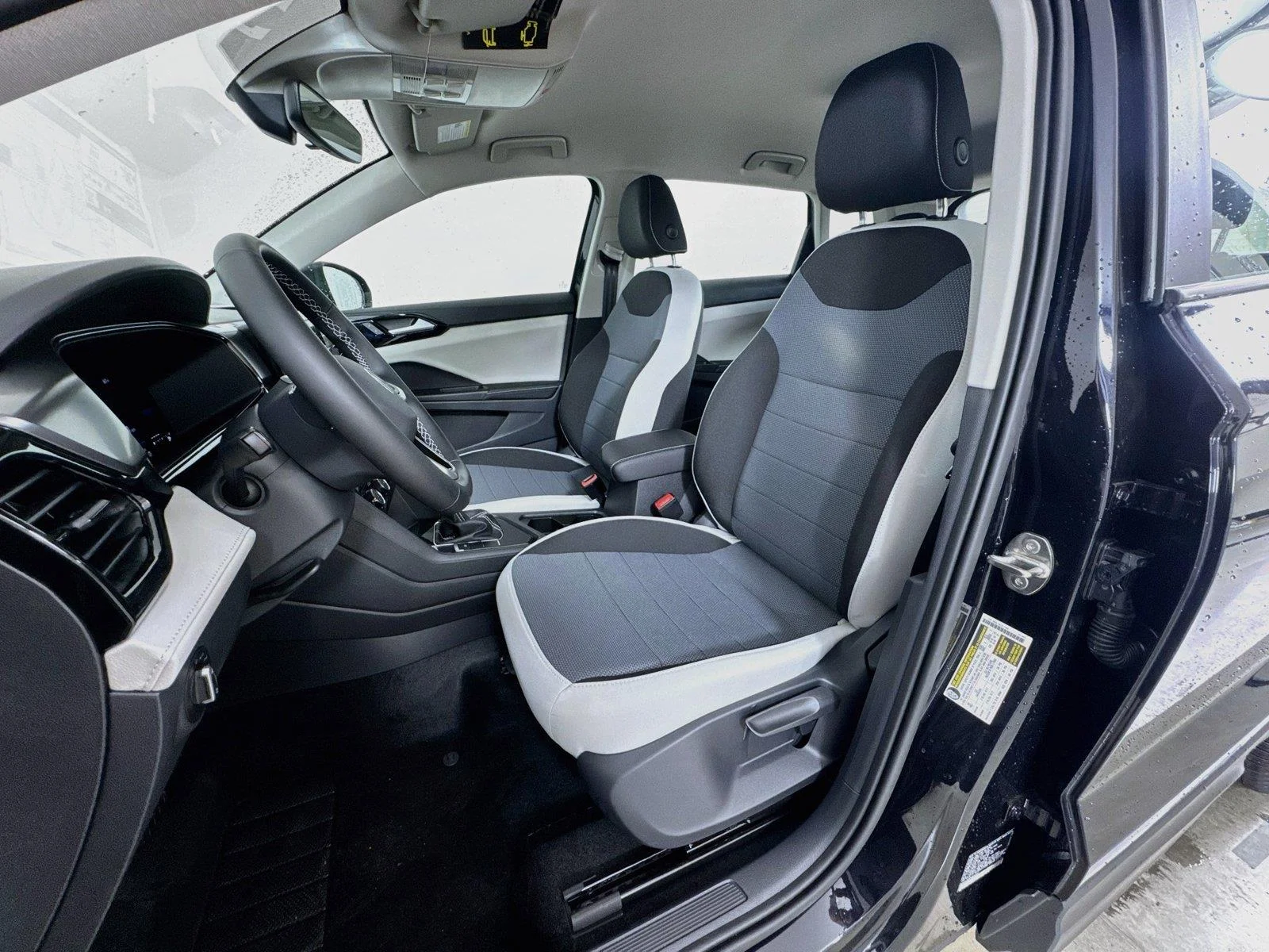 New 2027 Deep Black Pearl Volkswagen S image 19