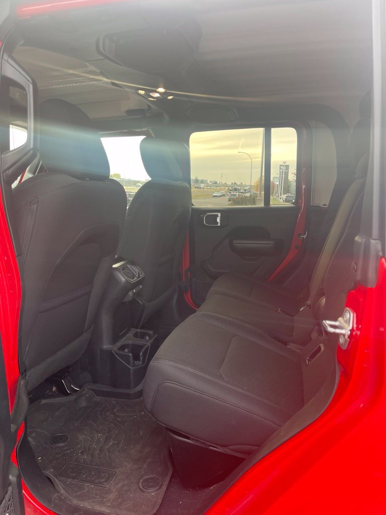 Used 2020 Red Jeep Sport image 13