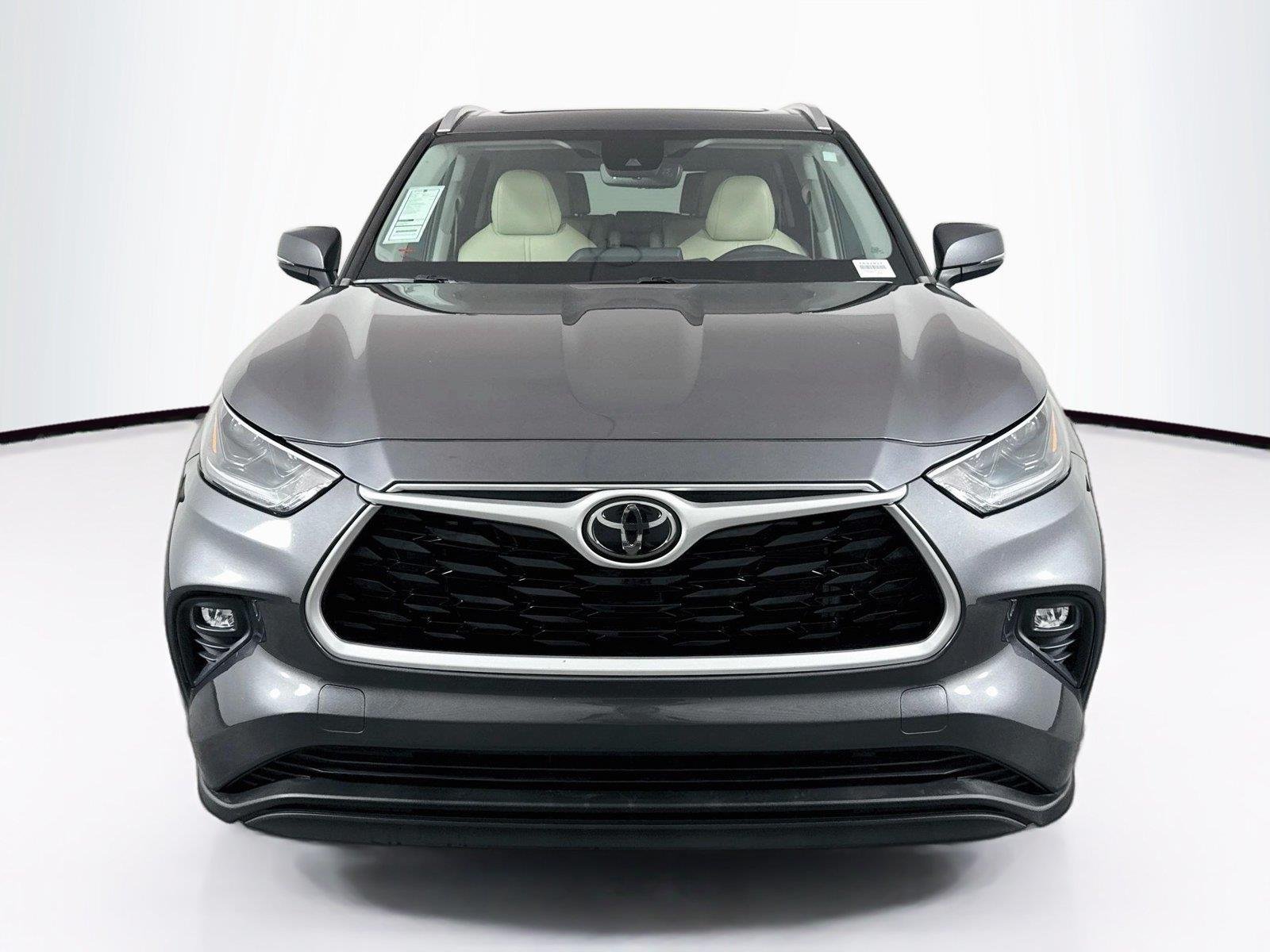 Certified Used 2021 Magnetic Gray Metallic Toyota XLE image 8