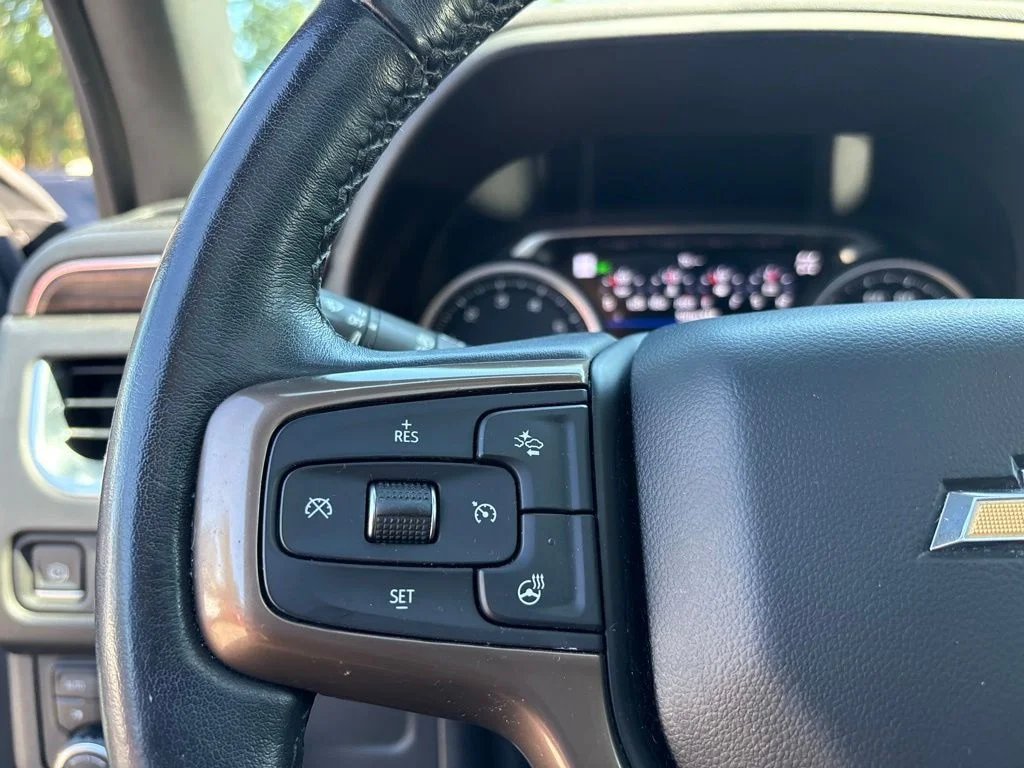 Used 2021 Black Chevrolet High Country image 44