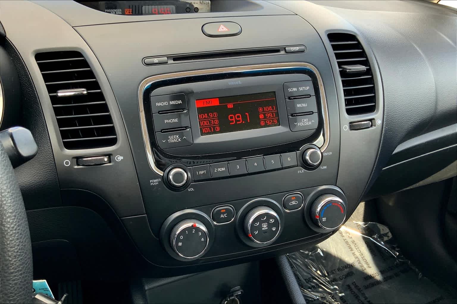 Used 2018 Titanium Bronze Kia LX image 28