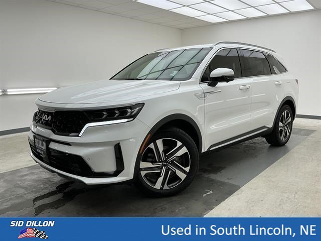 Used 2023 Snow White Pearl Kia SX Prestige image 1