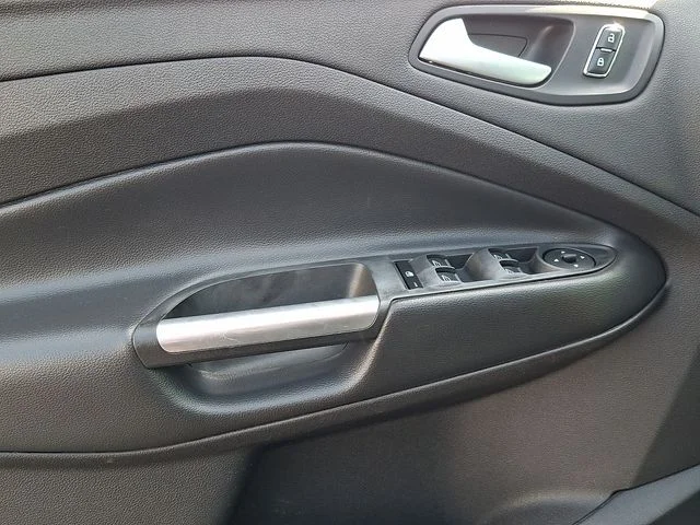 Used 2016 Gray Ford SEL image 12