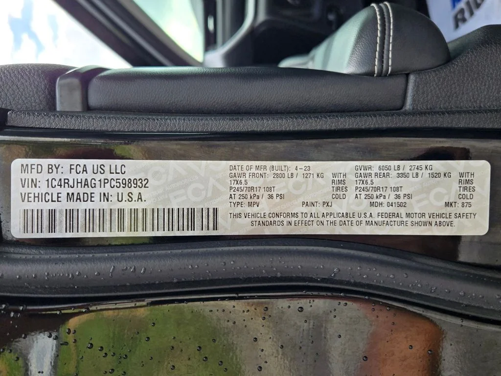 Certified Used 2023 Black Jeep Laredo image 31