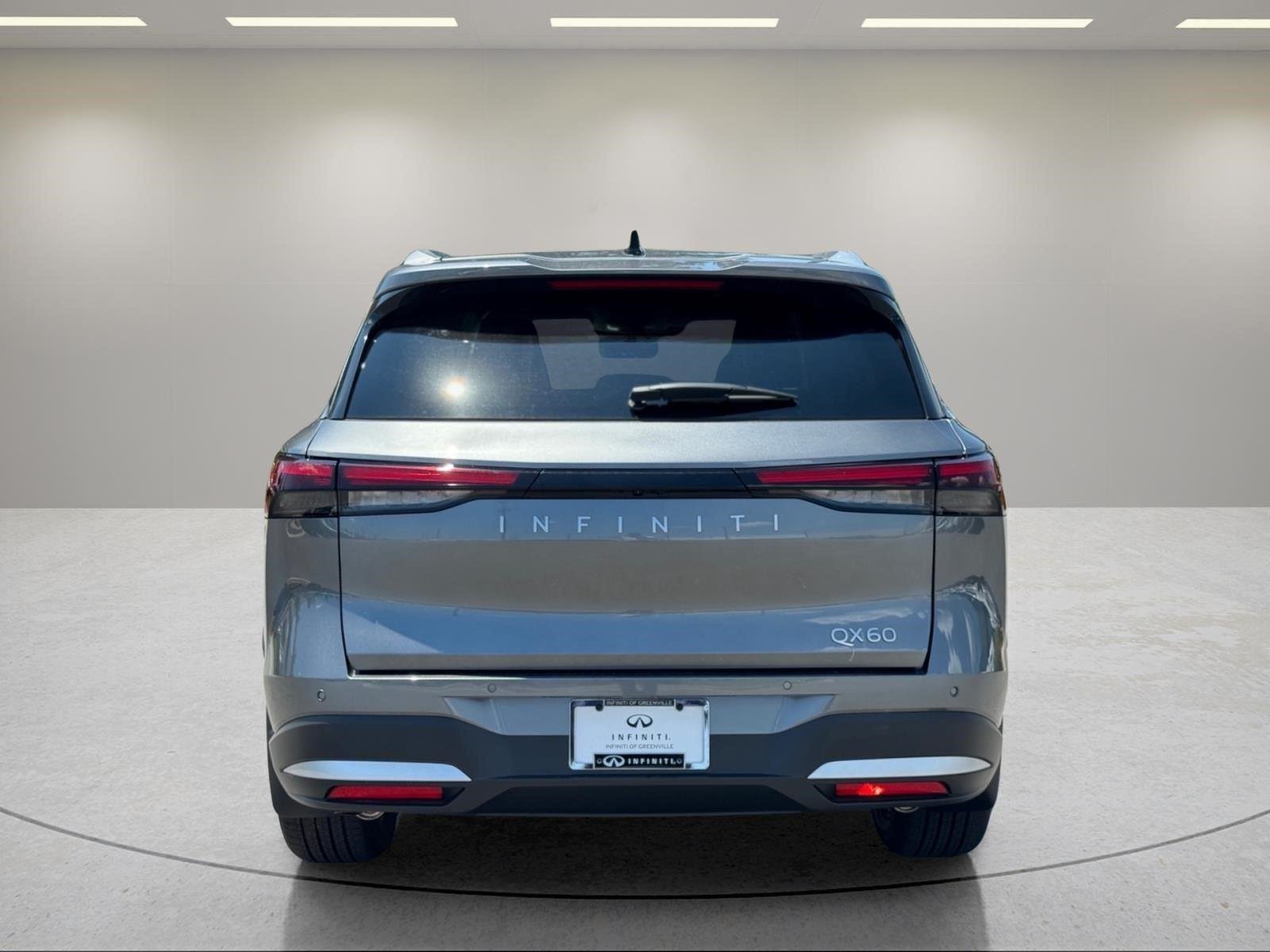 New 2027 GRAPHITE SHADOW INFINITI Luxe FWD image 4