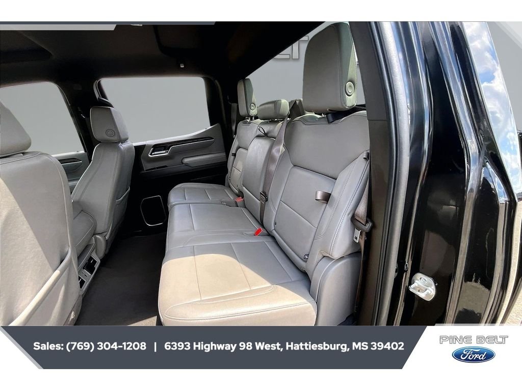 Used 2025 Onyx Black GMC SLT image 20