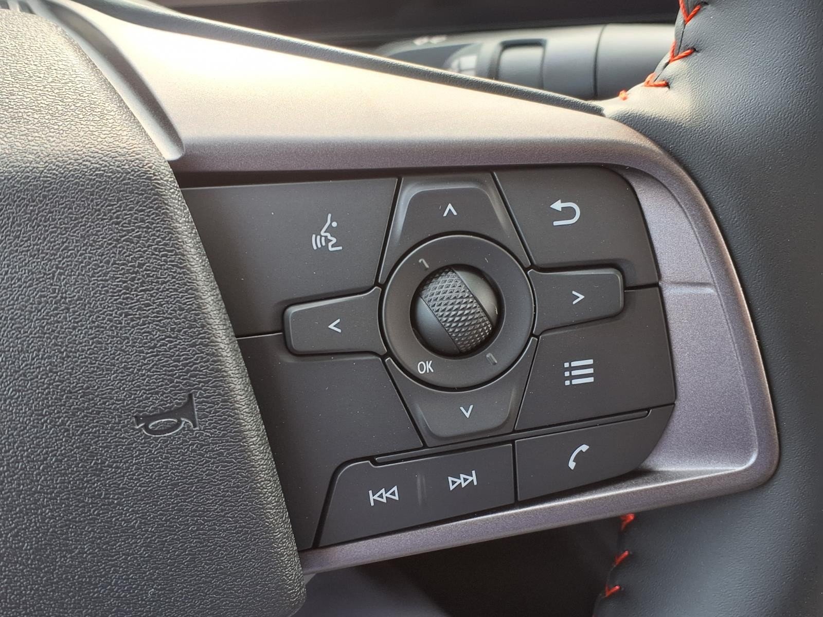 2026 Nissan Sentra SR Black at Robbins Nissan