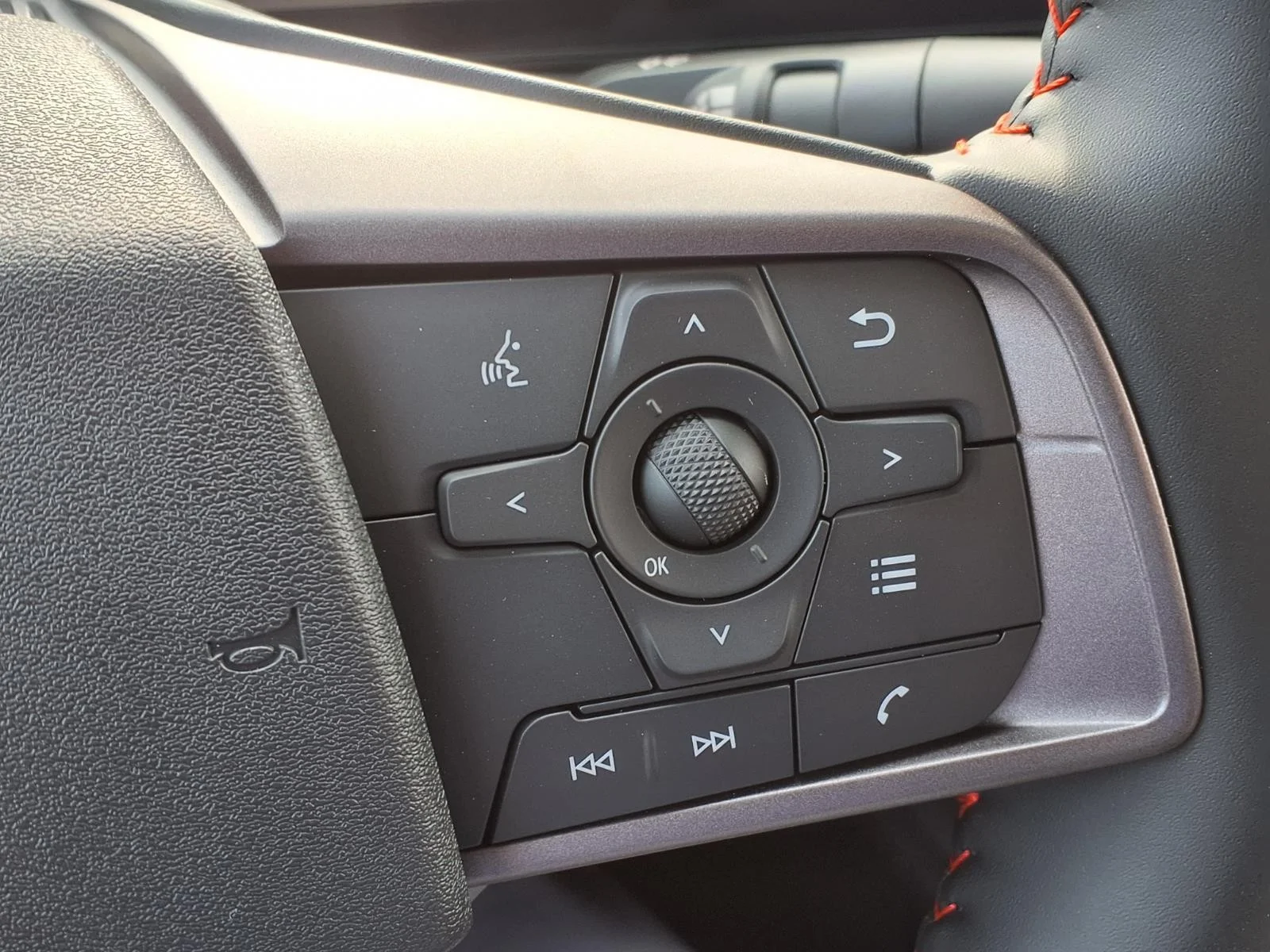 2026 Nissan Sentra SR Black at Robbins Nissan