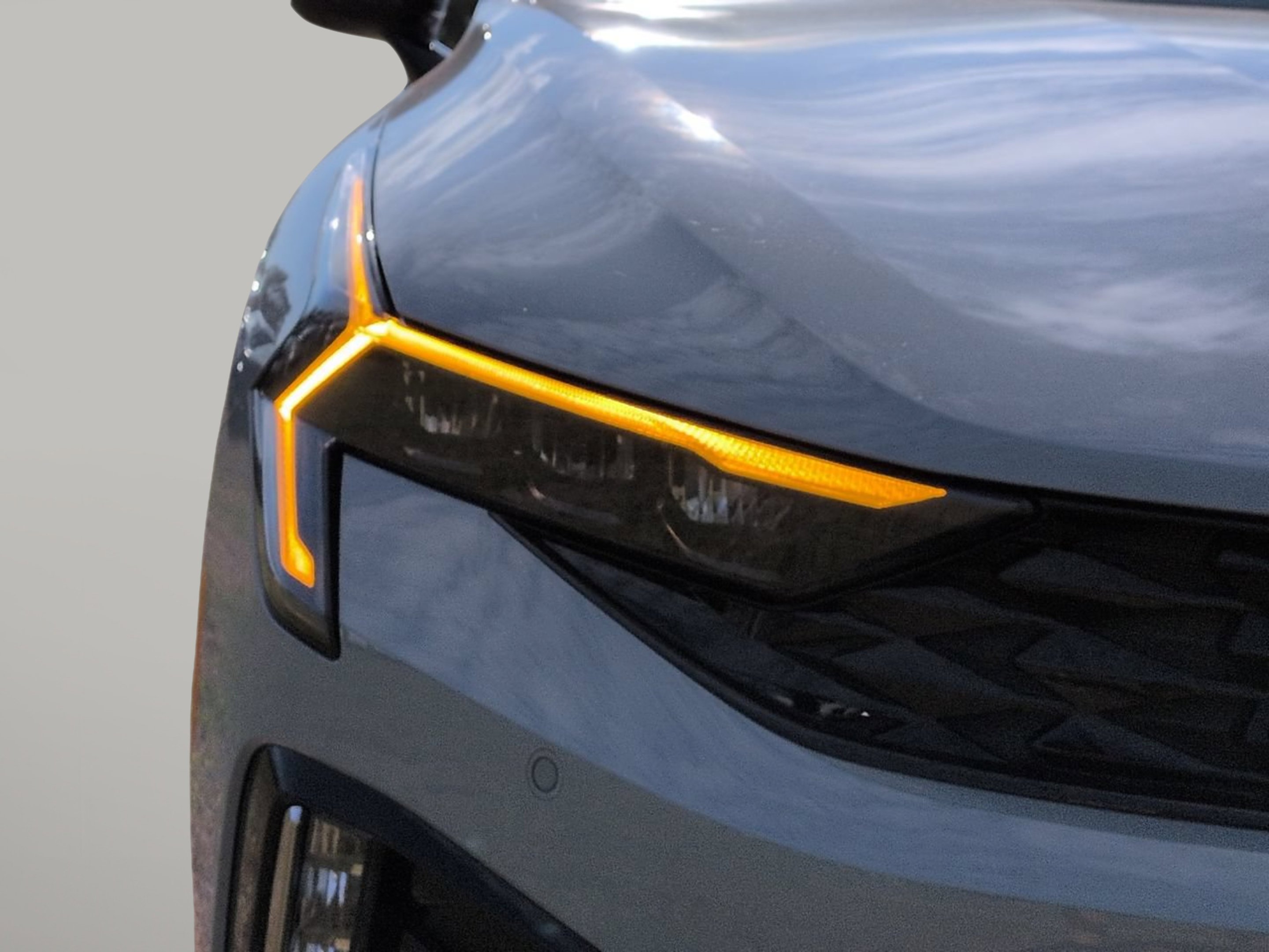 New 2026 Wolf Gray Kia GT-Line AWD image 33