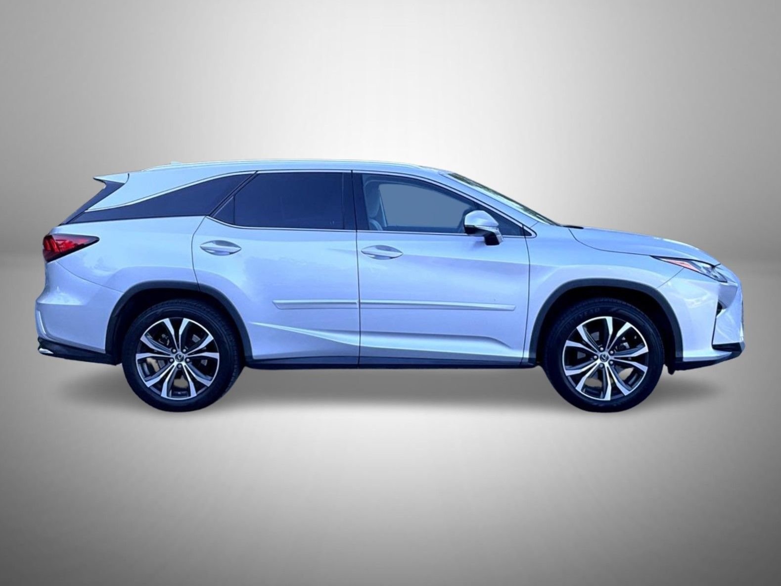 Used 2018 Silver Lexus 350L image 4