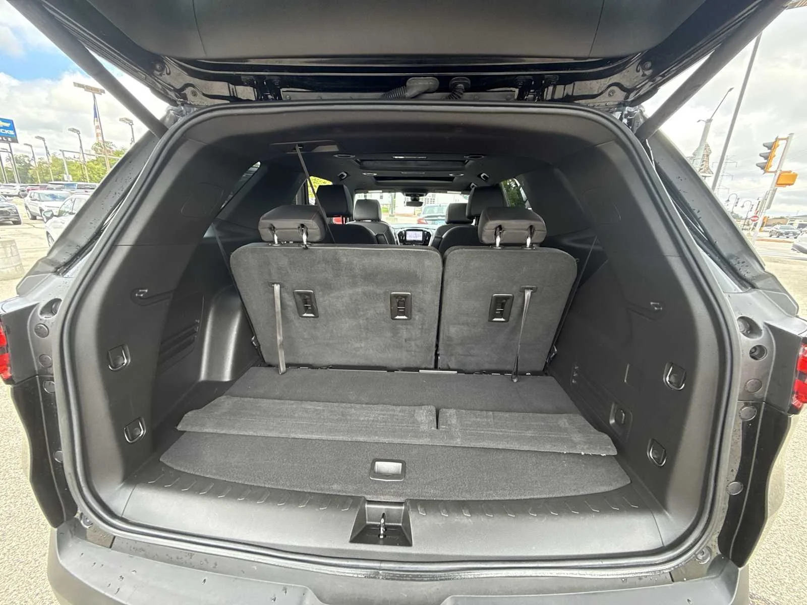 2023 Chevrolet Traverse RS - Photo 27