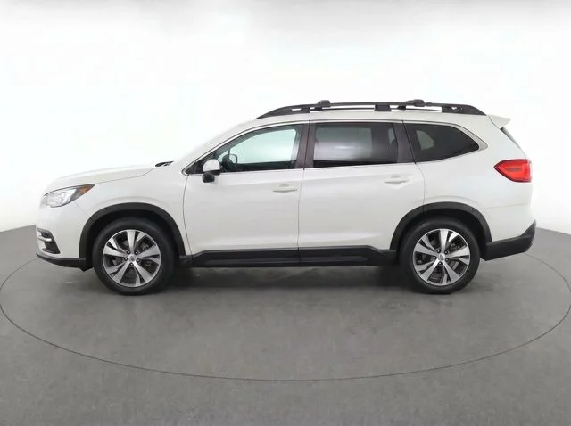 Used 2022 White Subaru Premium image 4