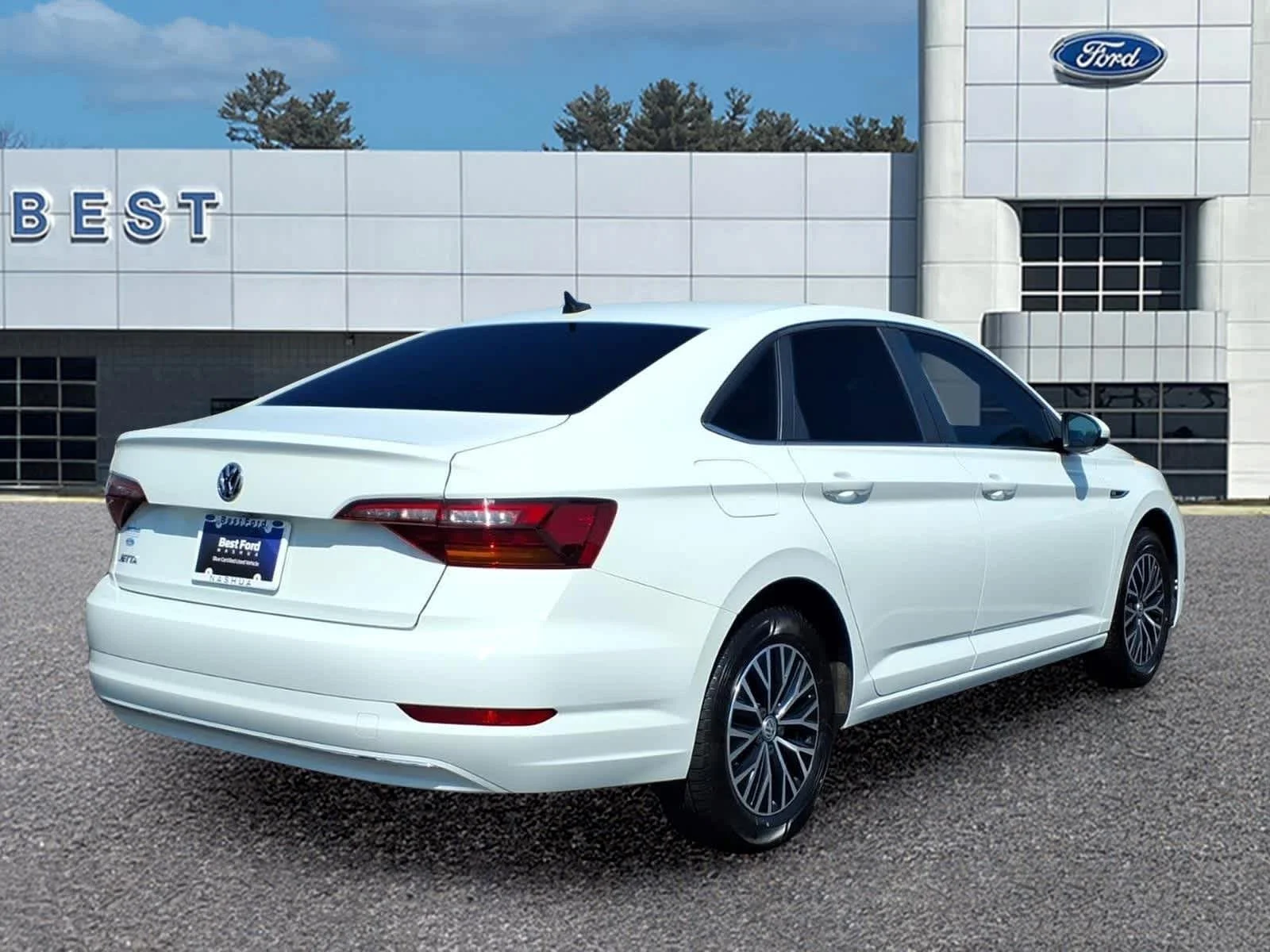 Used 2019 Pure White Volkswagen SEL image 7