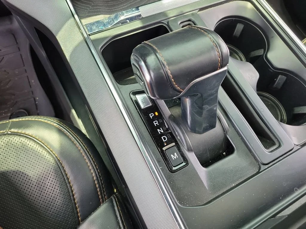 Used 2021 Silver Ford Platinum image 22