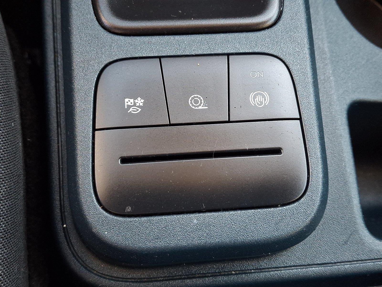 Used 2022 Oxford White Ford XL image 23