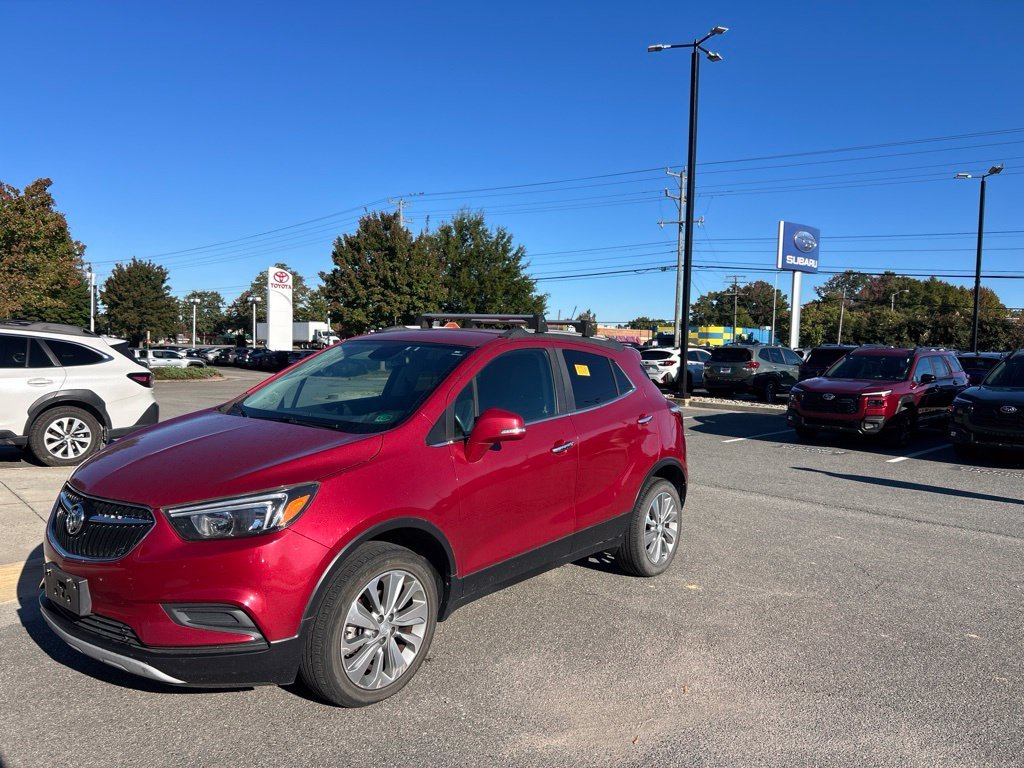 Used 2018 Red Buick Preferred image 8