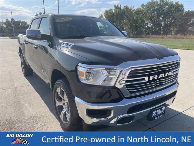 Used 2023 Diamond Black Crystal Pearl Coat Ram Laramie image 6
