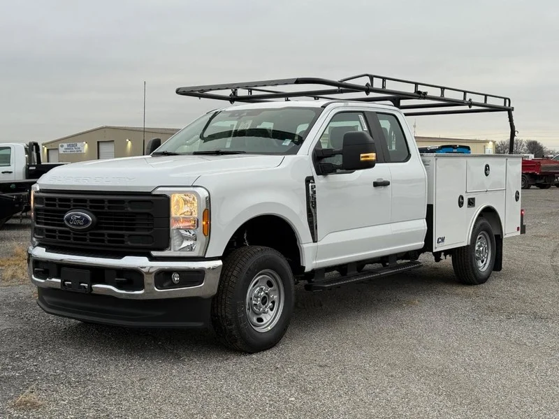 2026 Ford F-350 XL 4x4 SuperCab 8' Box SRW's photo