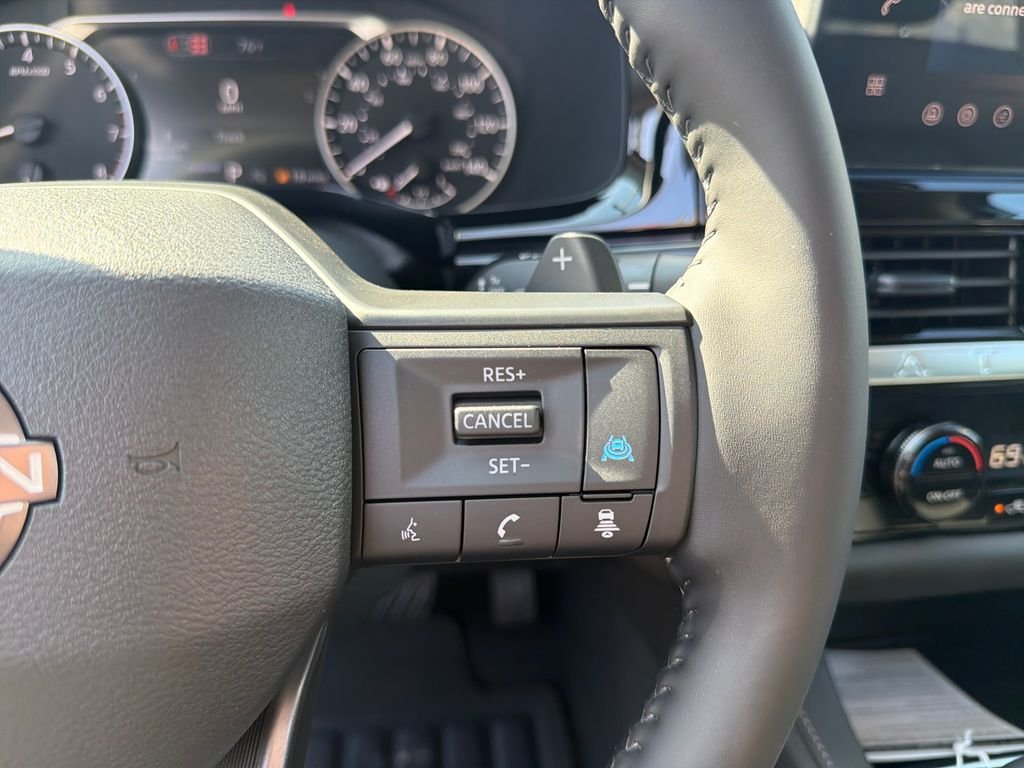 New 2026 Nissan Pathfinder SV 4D Sport Utility
