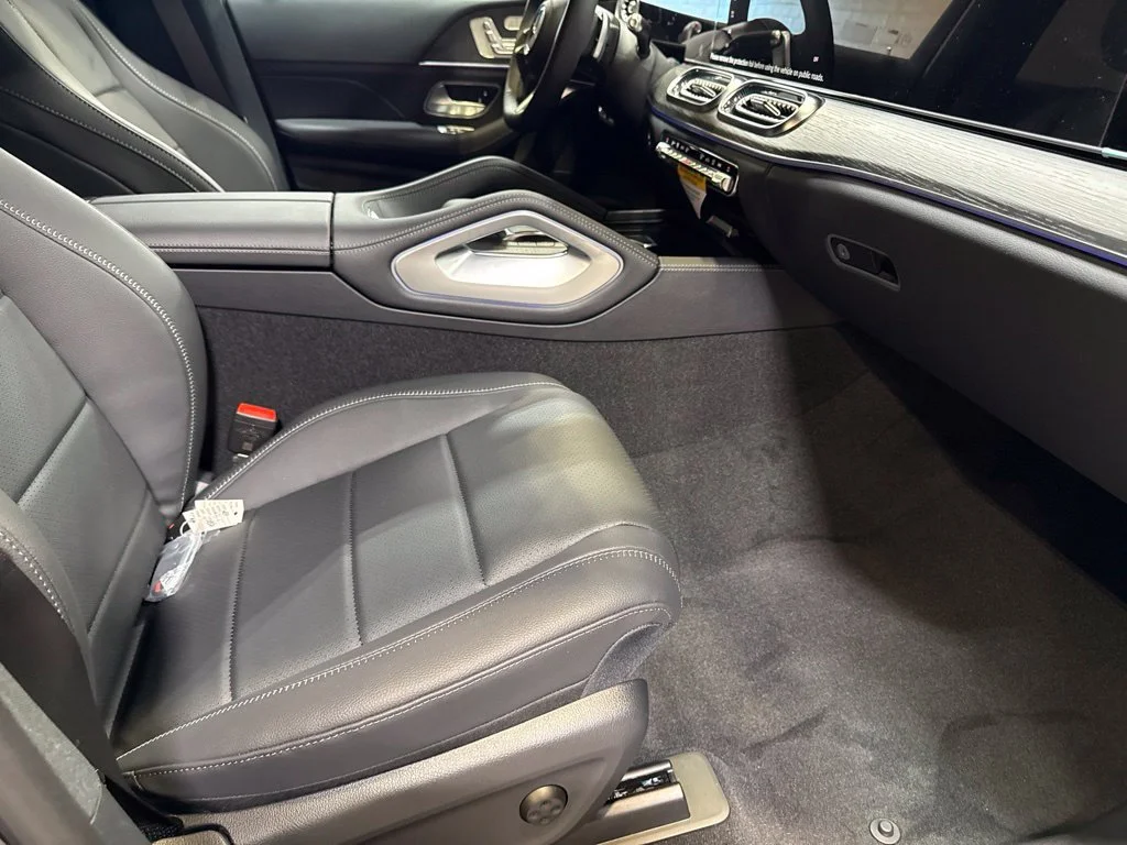 New 2027 Obsidian Black Metallic Mercedes-Benz GLE 450 image 21
